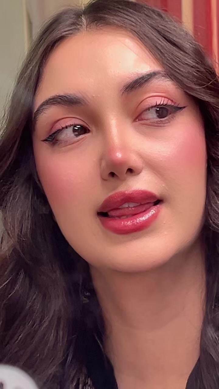 @Mehrsa
