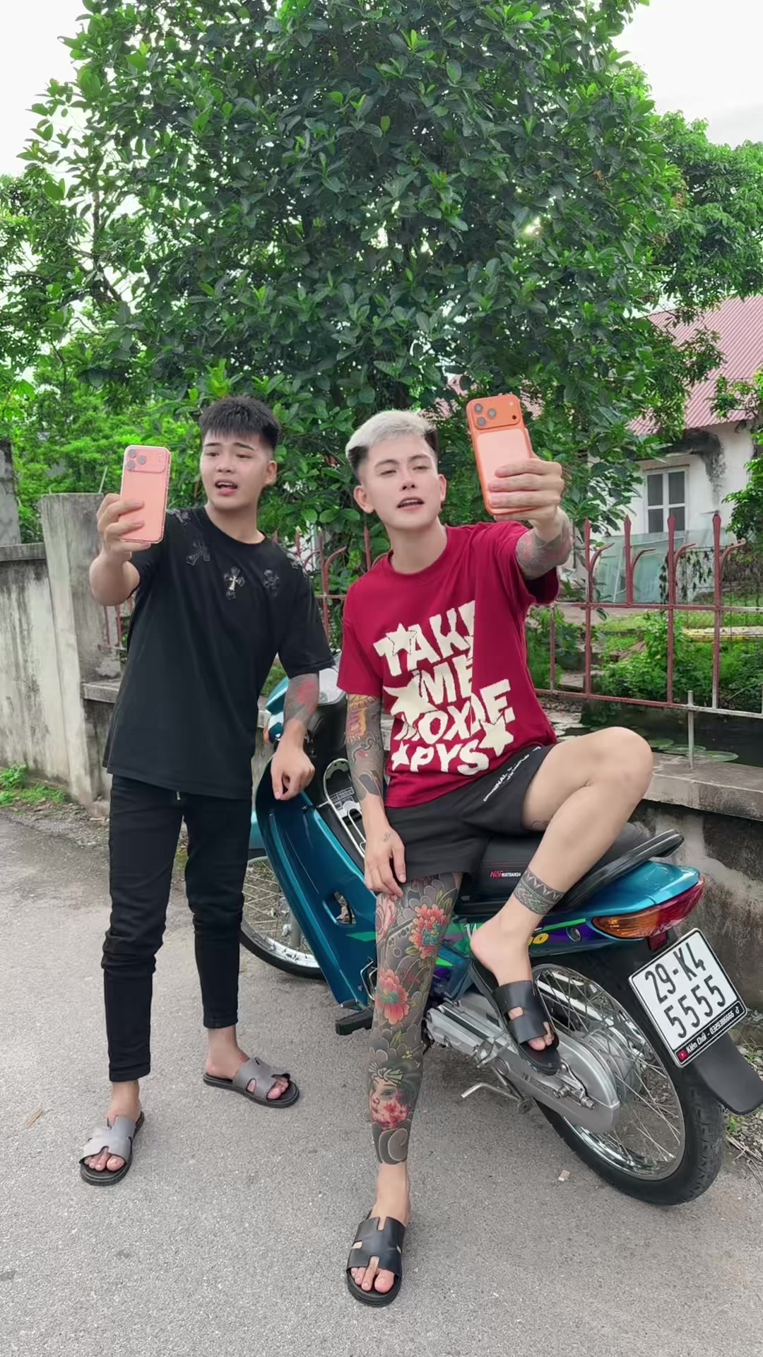@Ki&ecirc;n Chổi ✅