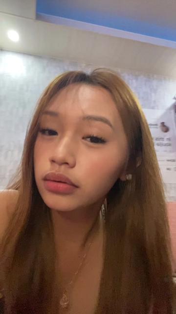 @𝒻𝓁𝑜𝓇 💘