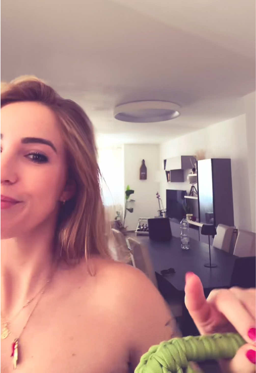 @Elenadellamico