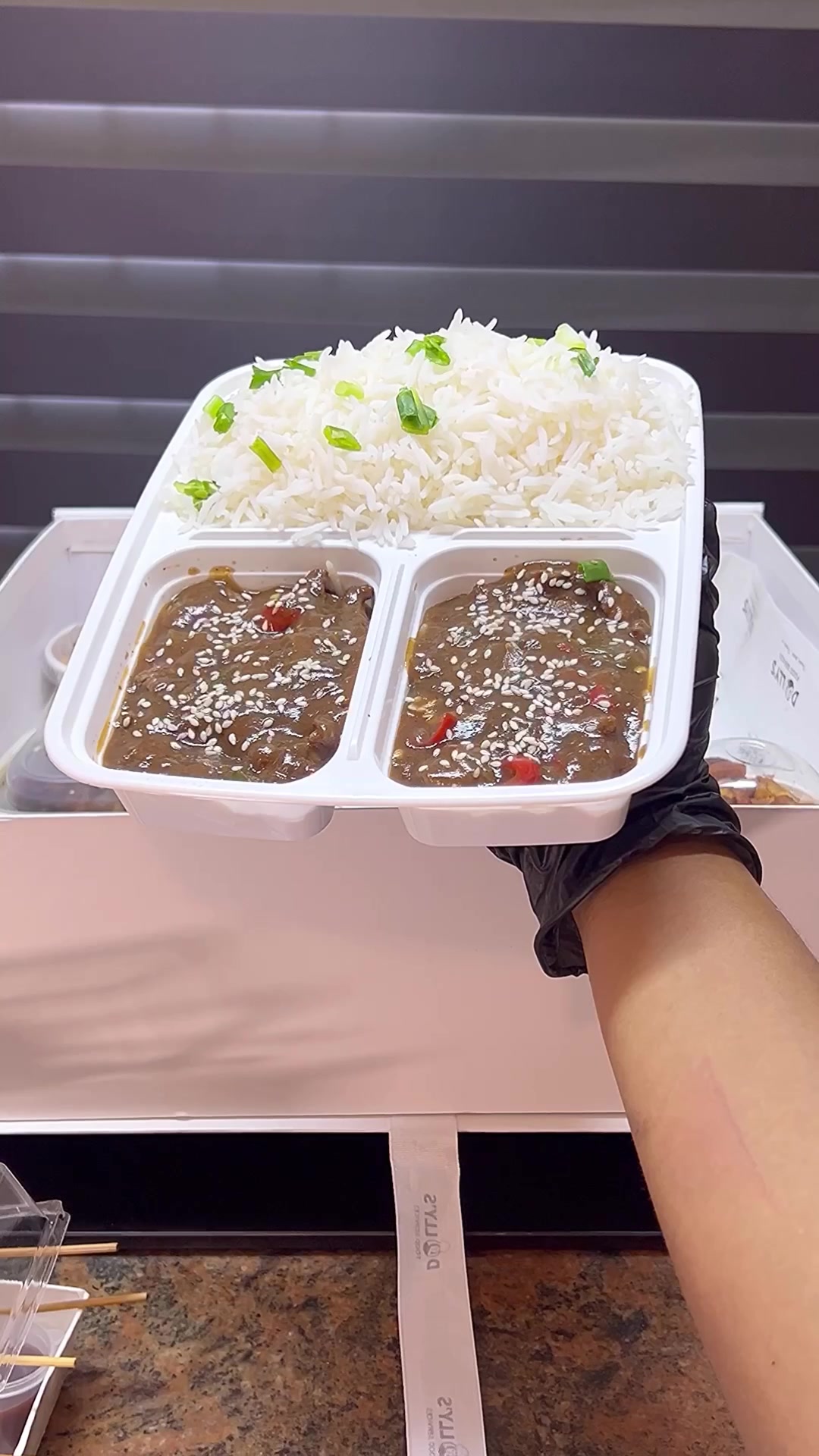 @Dolly&rsquo;s Food Services