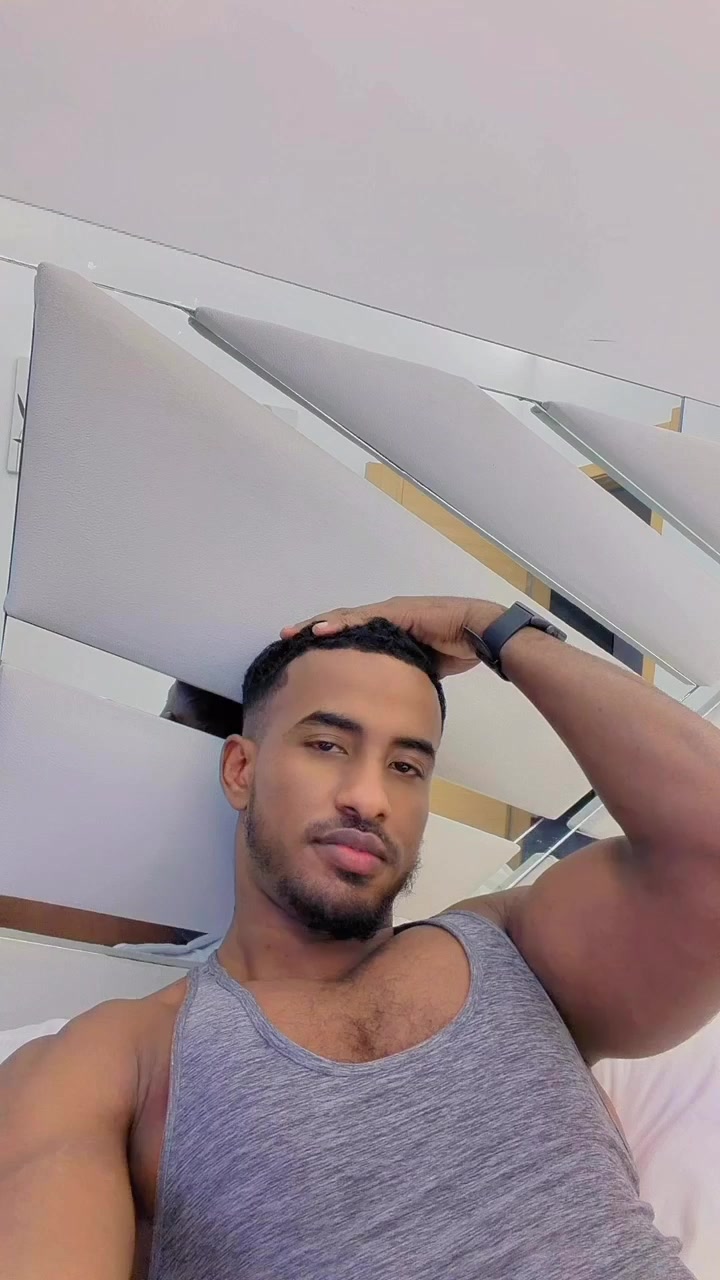 @Romario 💪