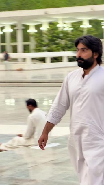 @AwaisAli(مياڻو)