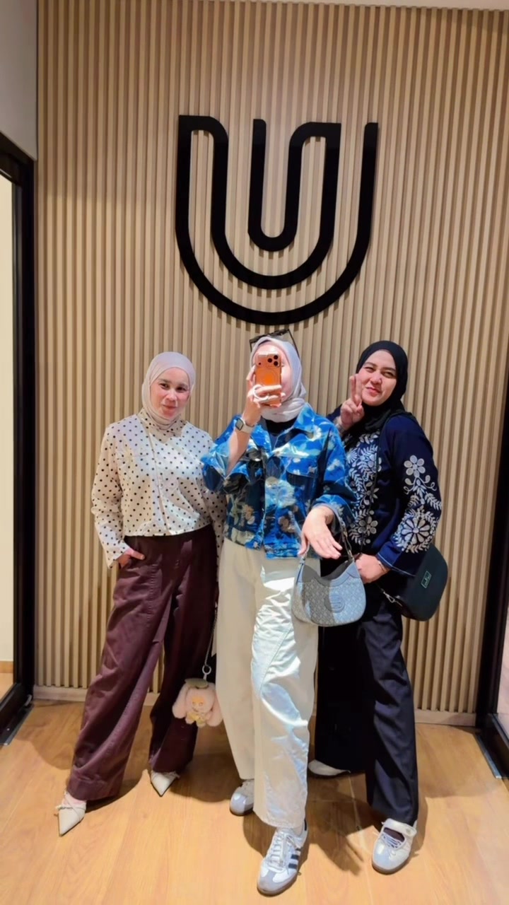 @KacaMataHitam