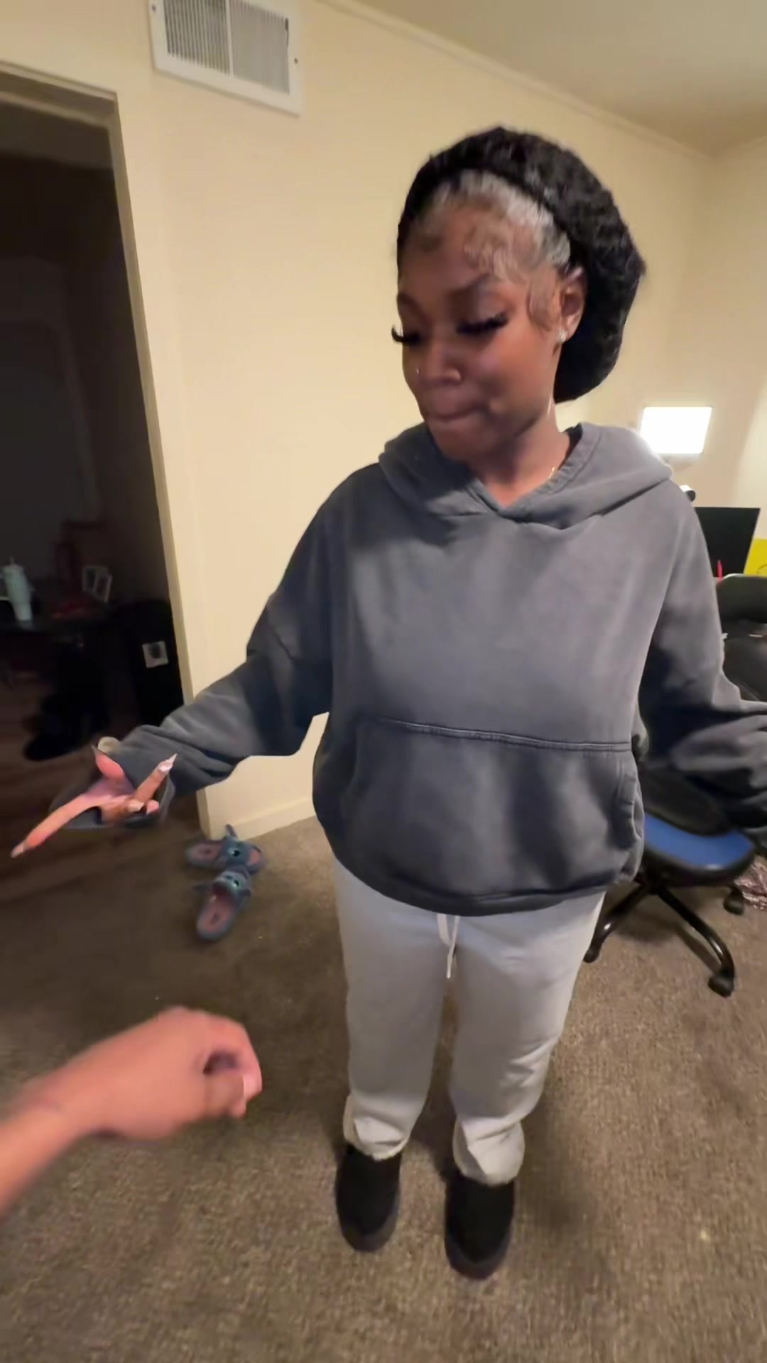 @AR