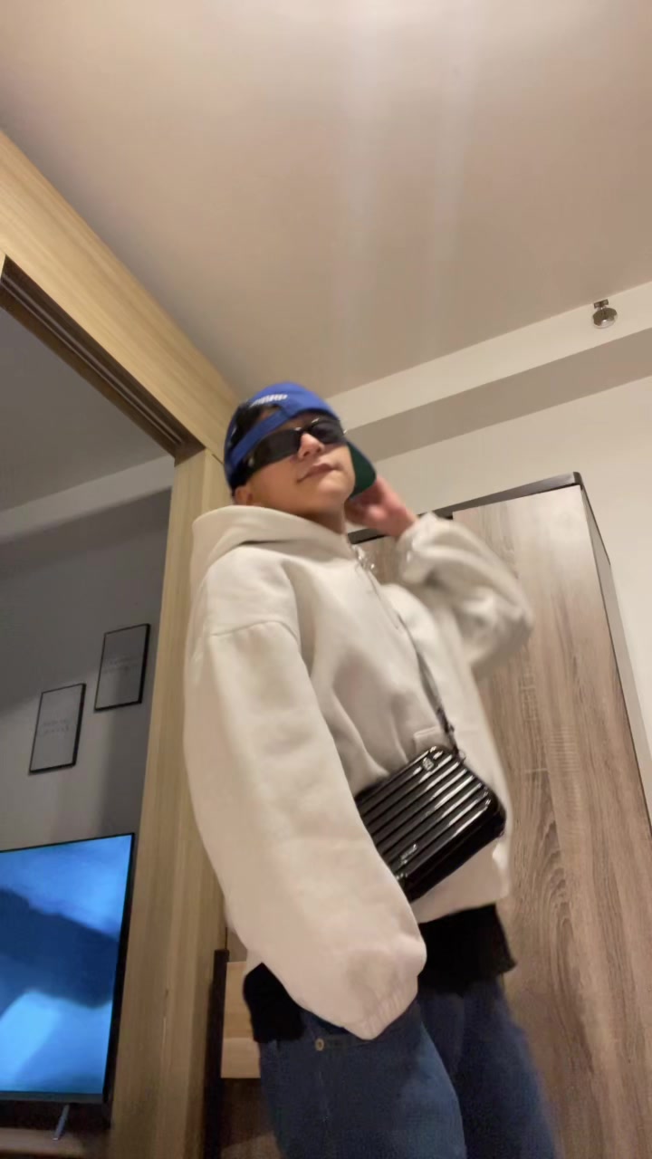 @clrnzcrrd_ on ig