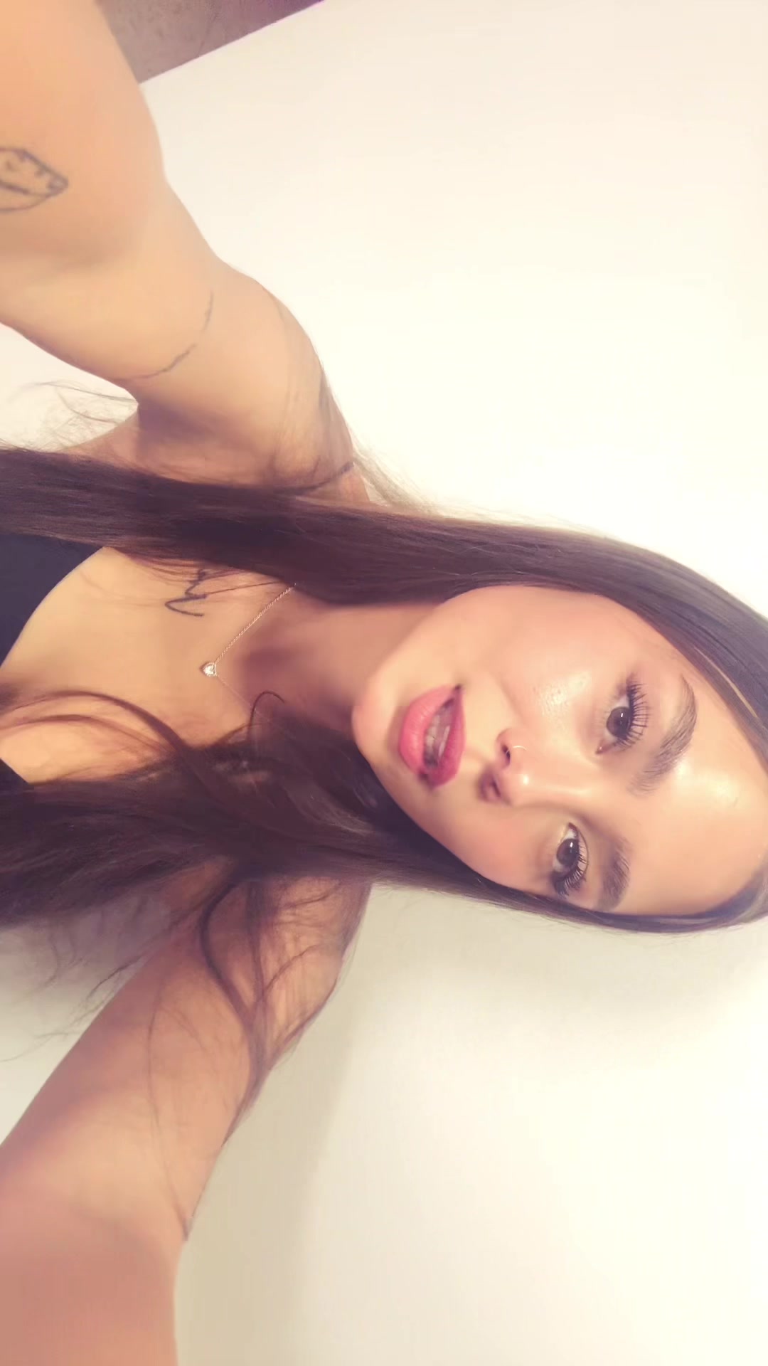 @liiiza