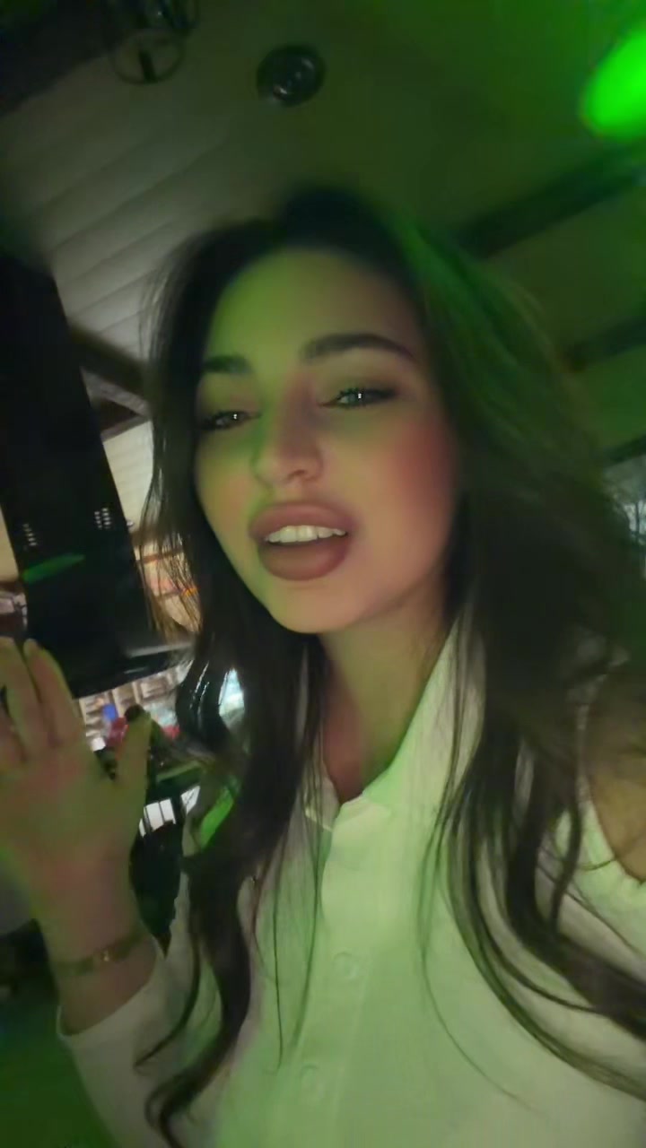 @_Tina_๐