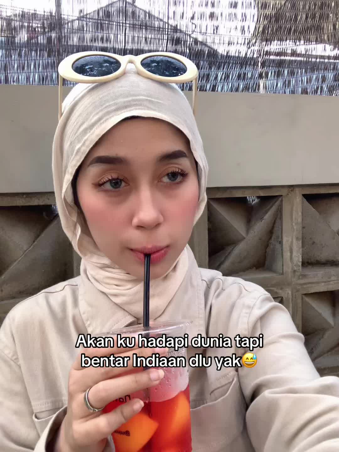 @Silvia Andrianiii