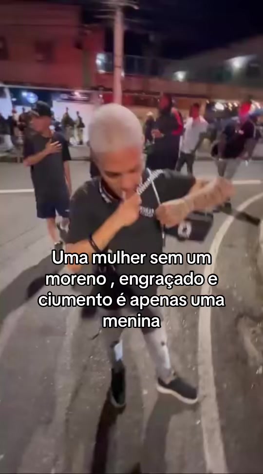 @Filho da dona Claudia