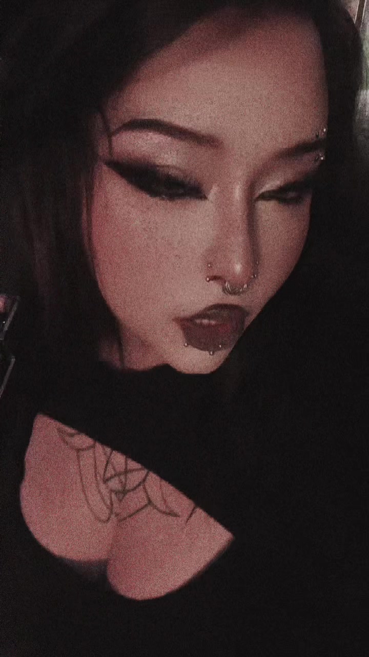@🦇🖤CurvyCrypt🖤🦇