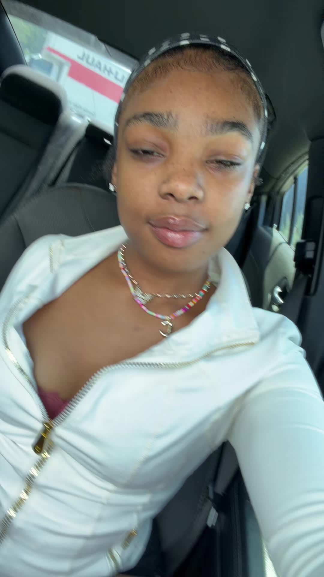 @Caziyah 😚🖤✈️