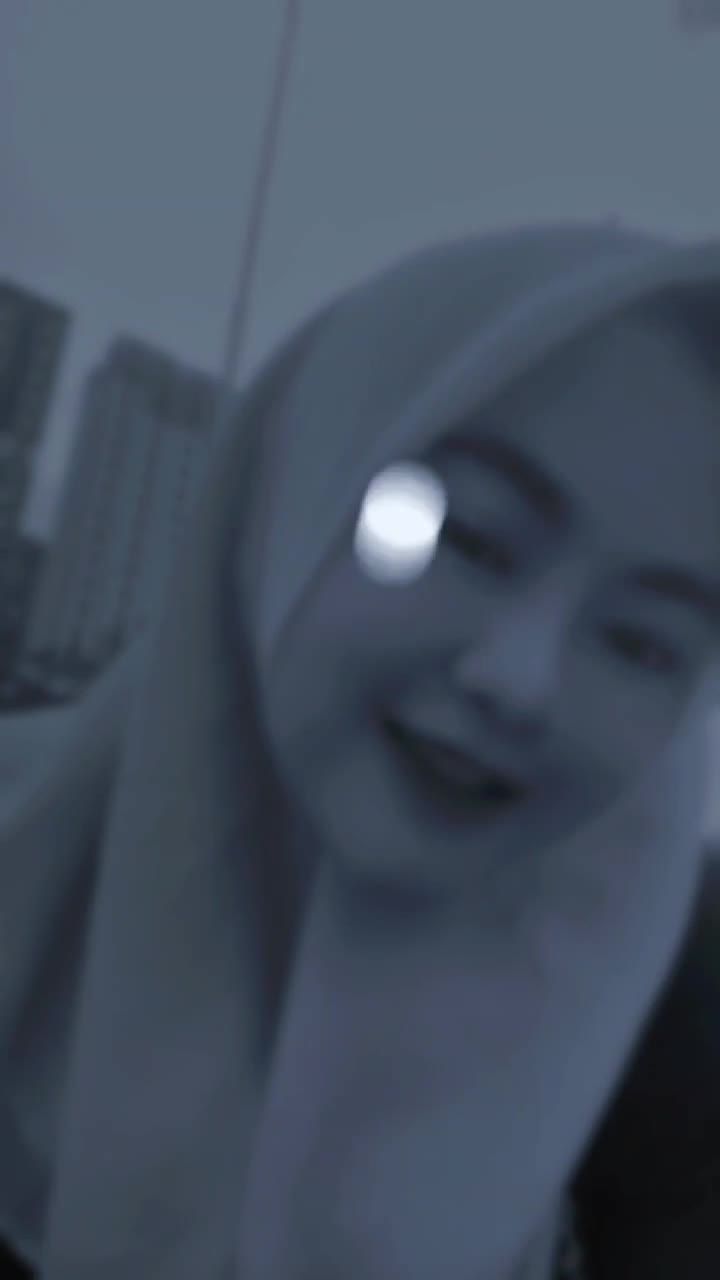 @Ela