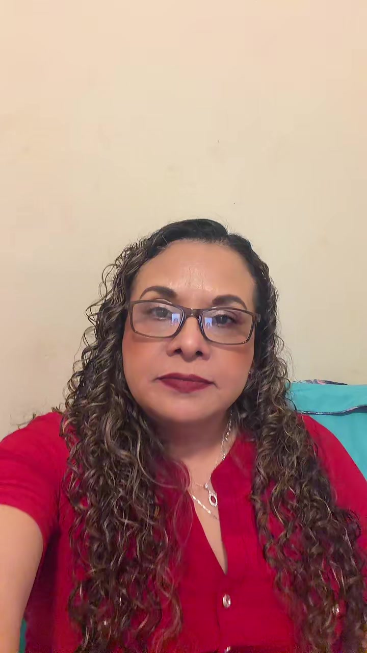 @Sofia Hernandez8072