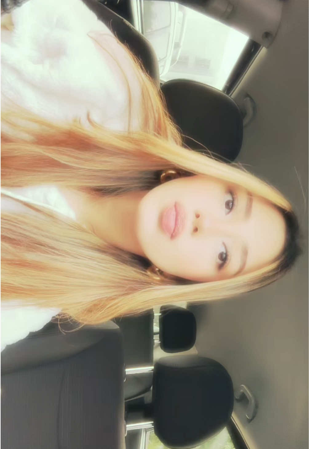 @gabriela