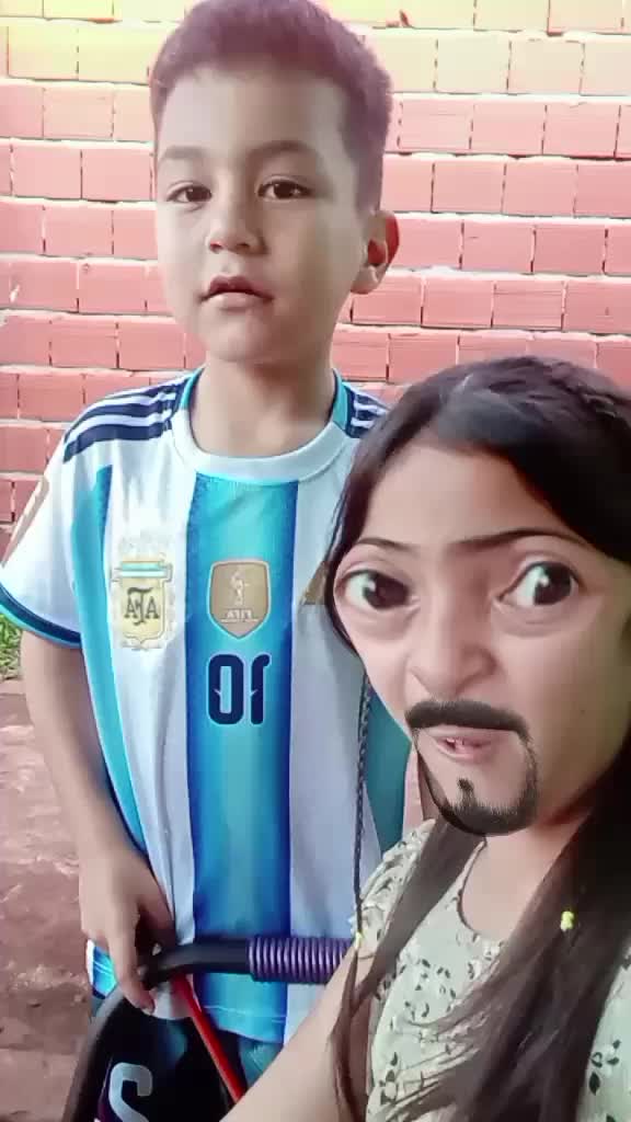 @Paola A