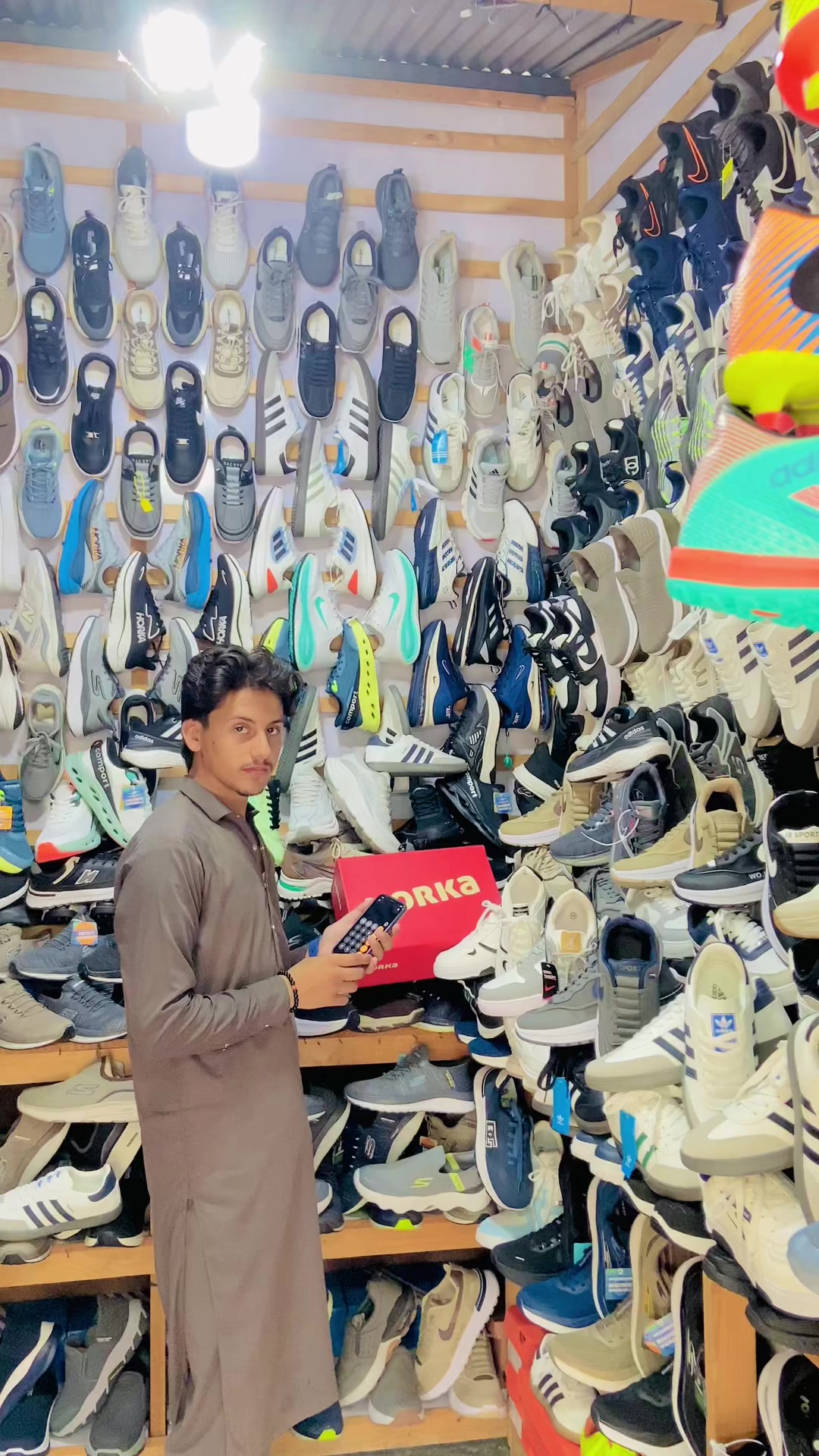 @👟 KHAN ShOes 👟