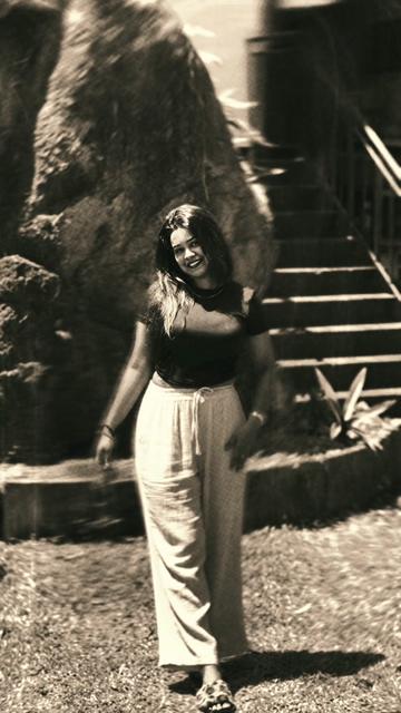 @Dinithi | නිම්නාවි 🌹