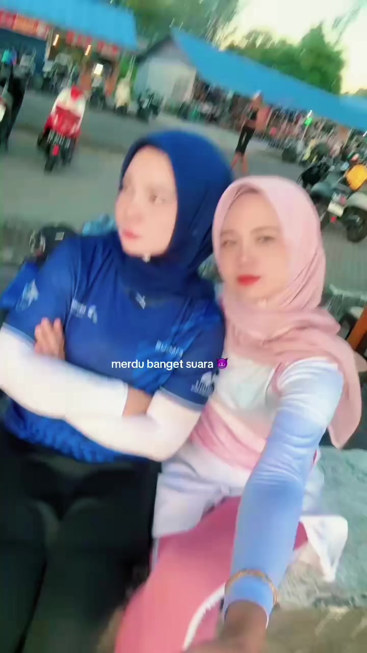 @Dina Oemri