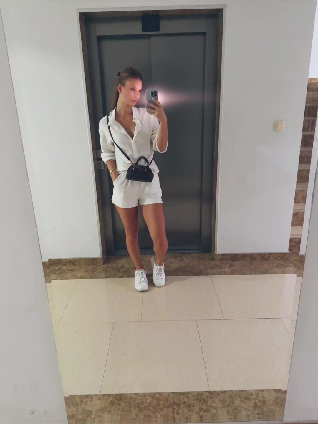 @👸🏼