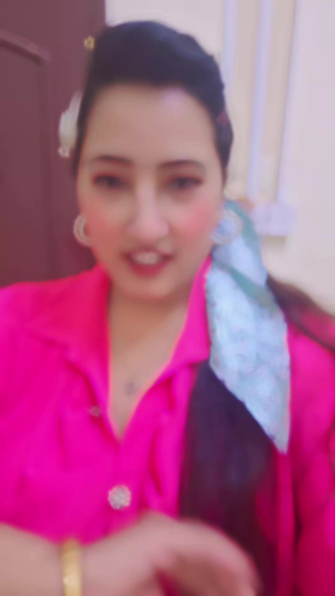 @सरु