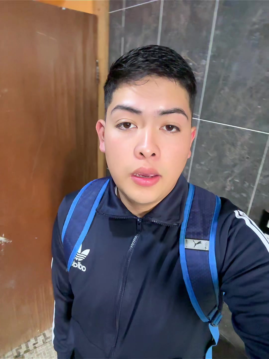 @โฐ๐ ๐ฉ๐๐ฉโ 21