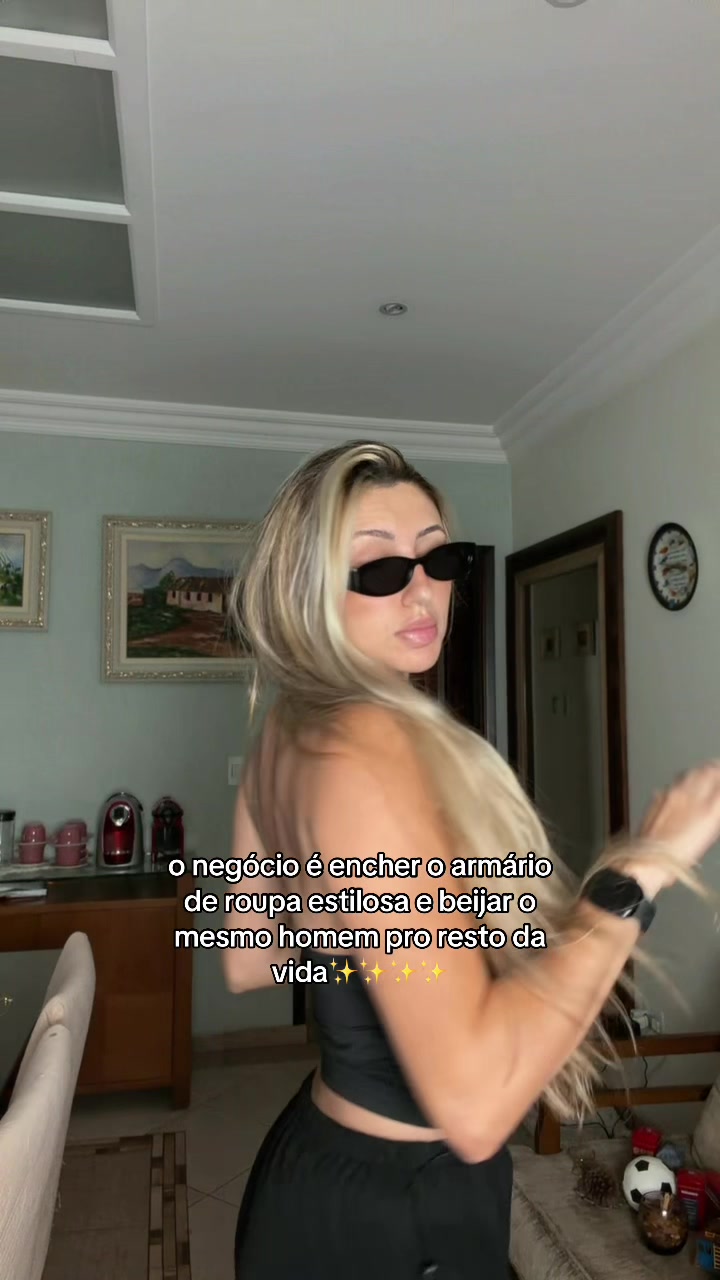 @Gi.Helena