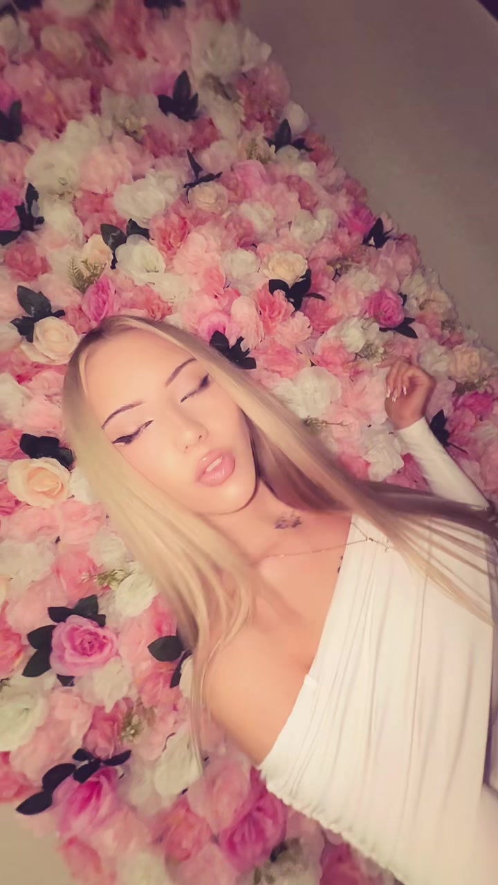 @Ksenia12m