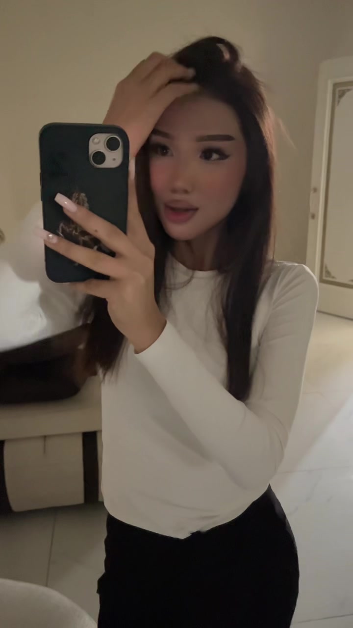 @🐰