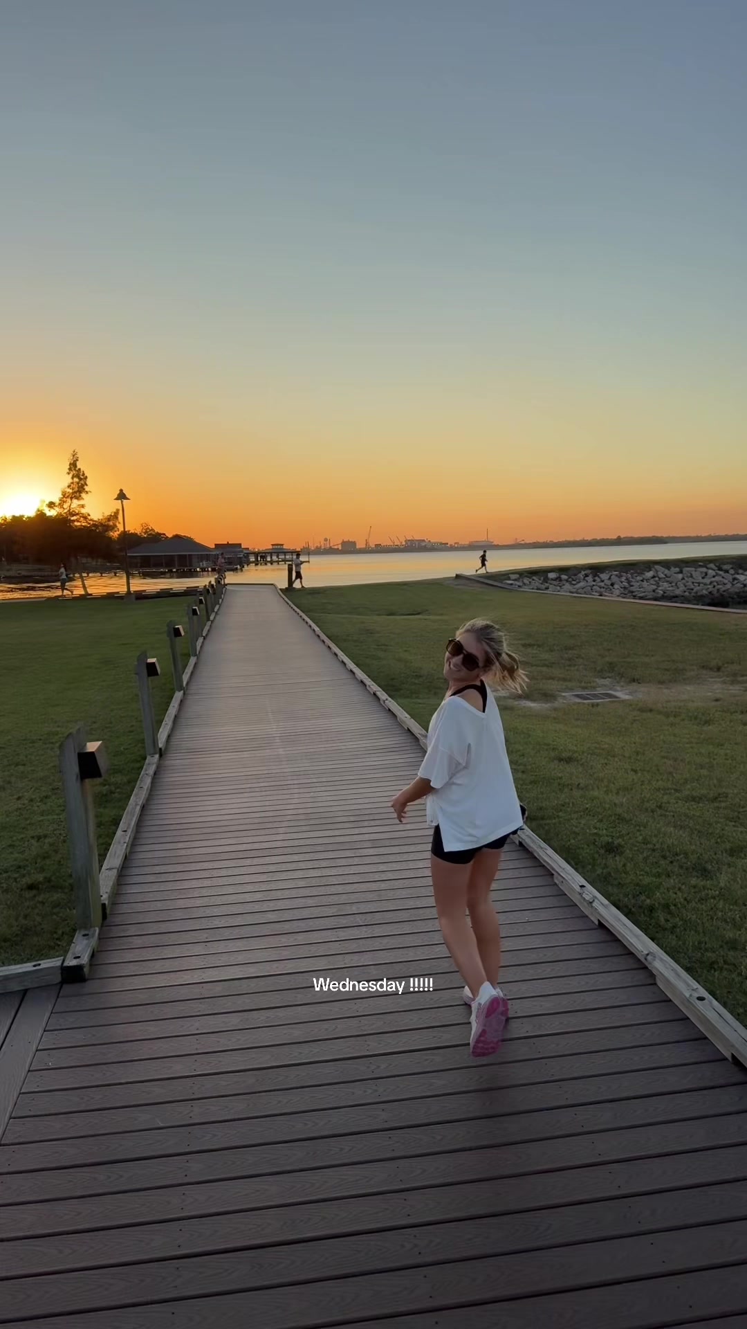 @annaliseclaire
