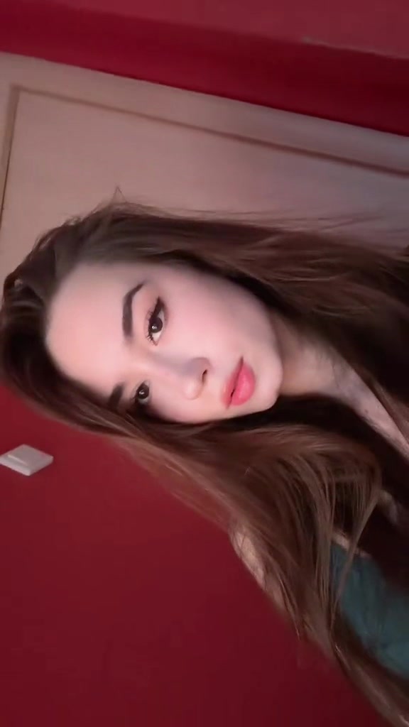 @GODDAMNSWAGGIRLPOLINA