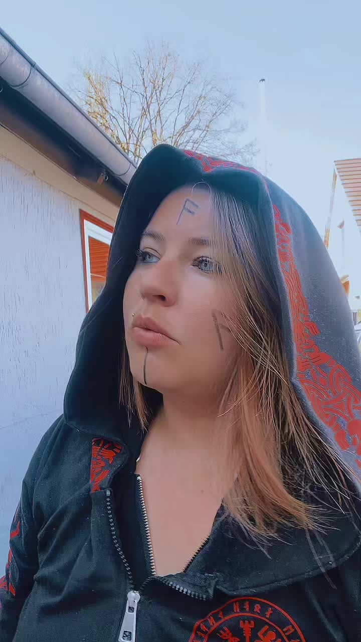 @xx👑PsychoAlphaqueen👑xx