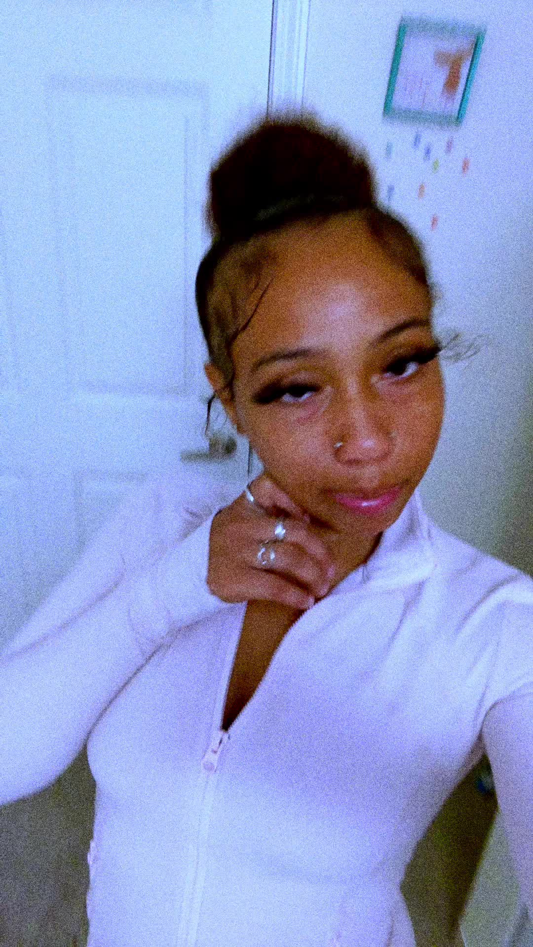 @x.meiyaa