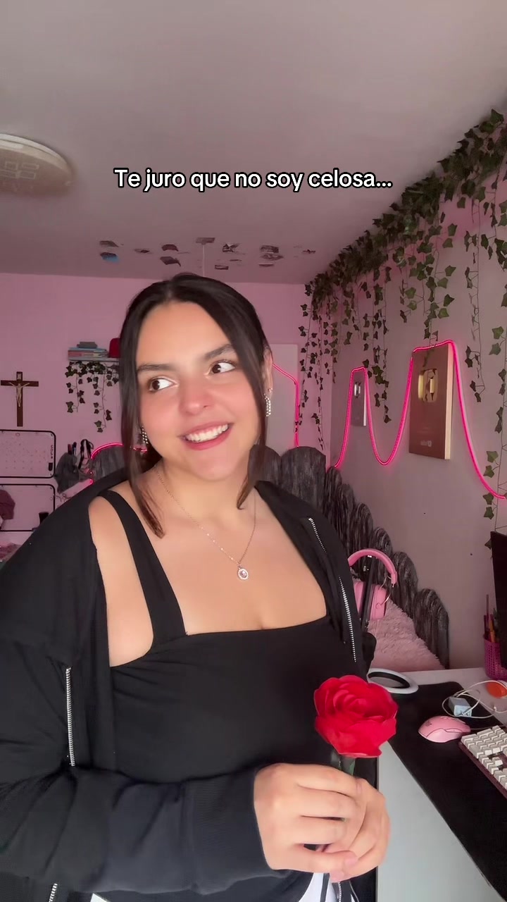 @yaneireach