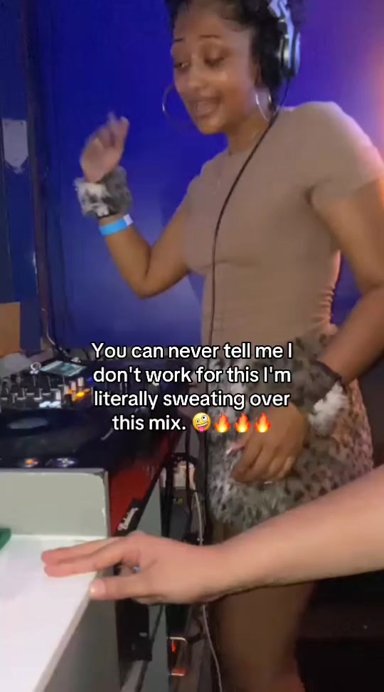 @Dj Teecita | SA’s Fav Mamacita