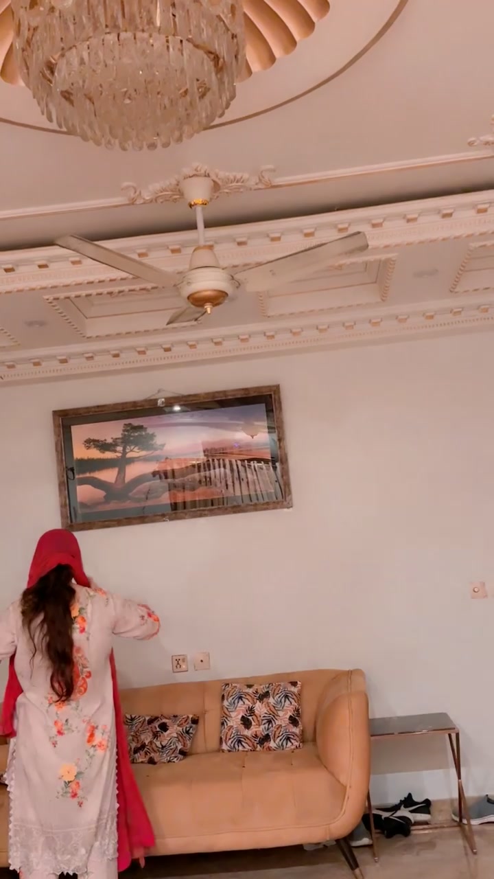 @Laila Khan