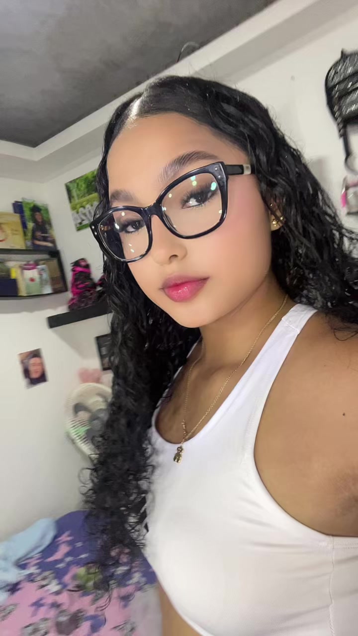 @𝒱𝒶𝓁ℯ🎀.