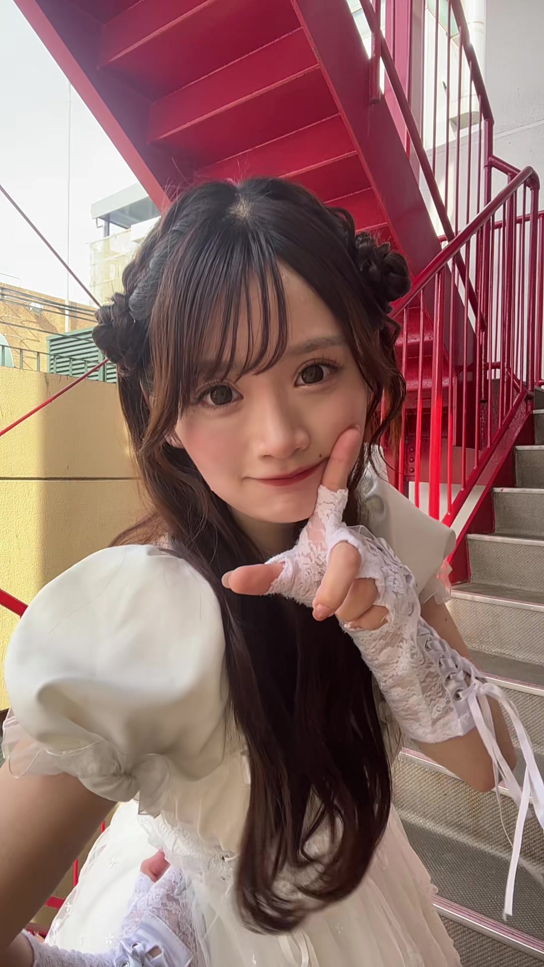 @ねむ
