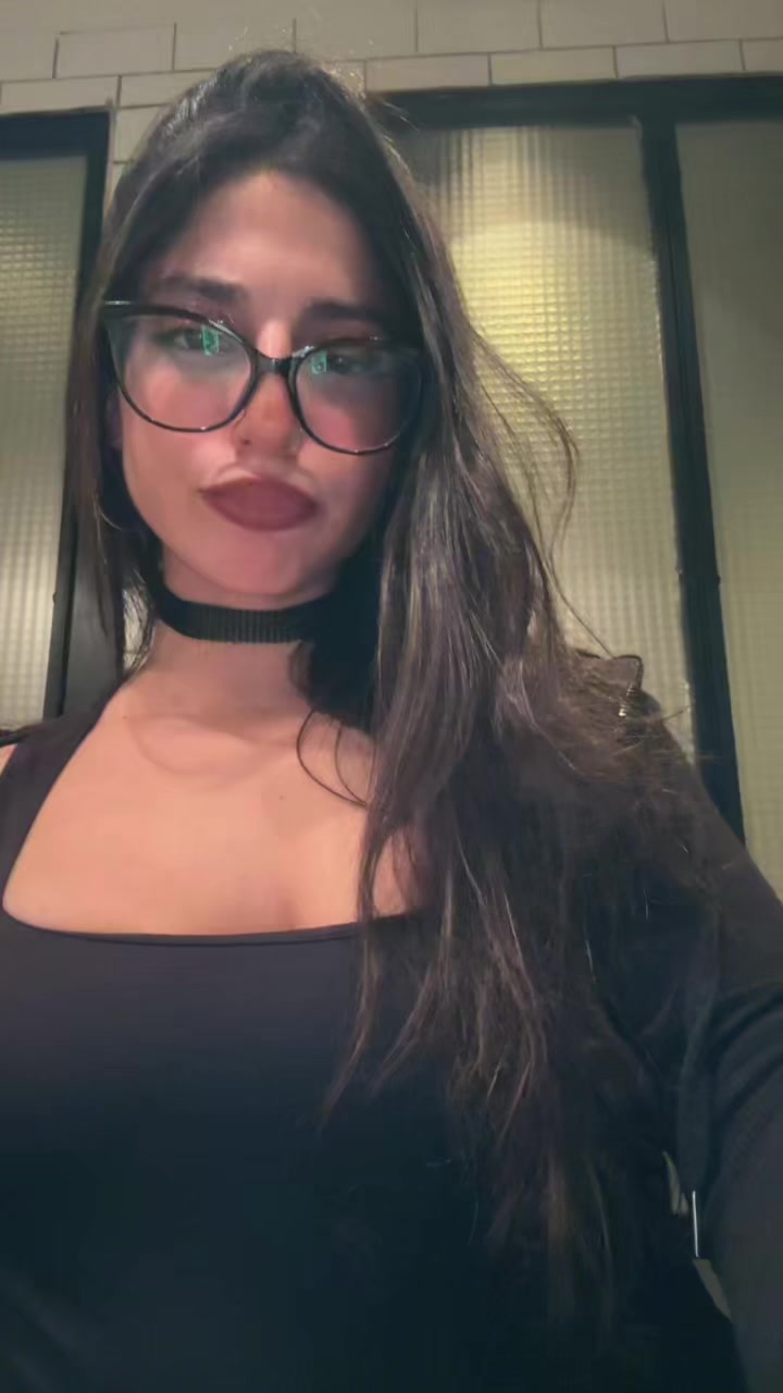 @iara Bronstein🤓☝️
