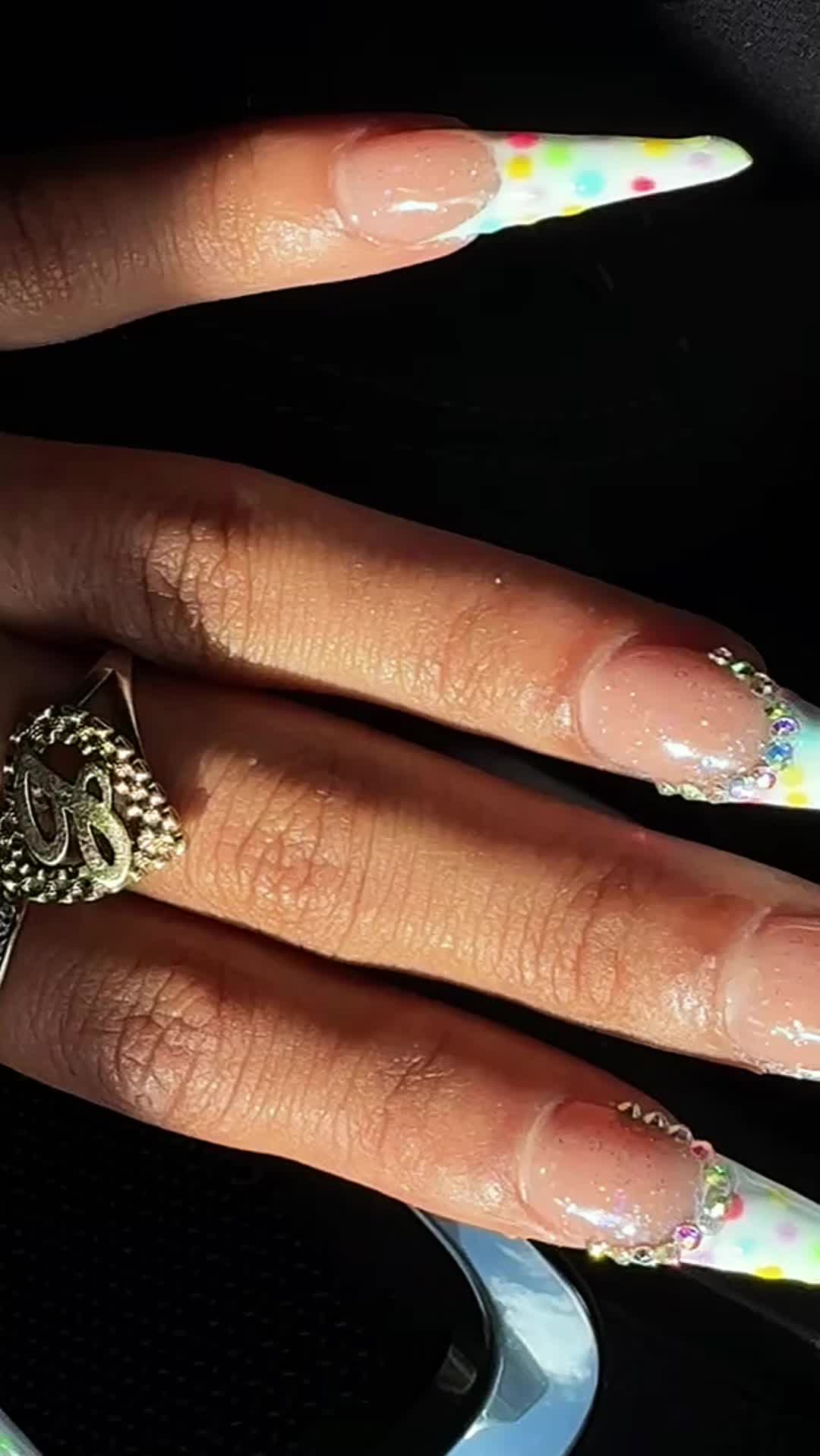 @Mayravrgs