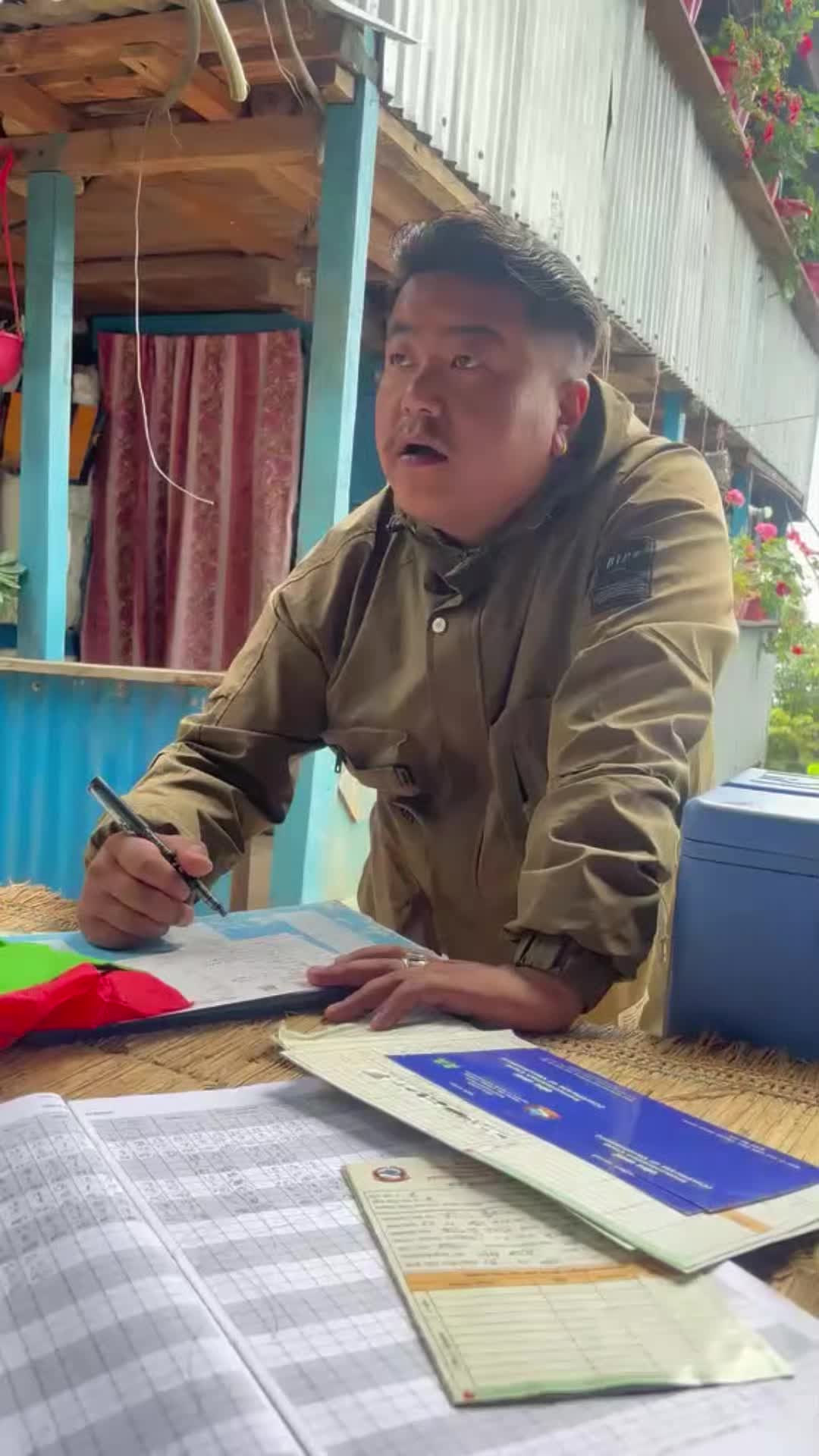 @लडाकु_सरकार ✌️🇳🇵