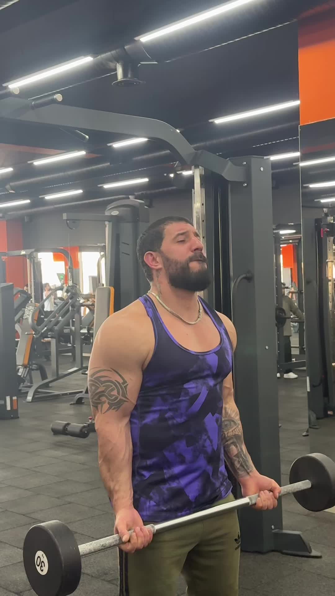 @Azik. Aliyev✅