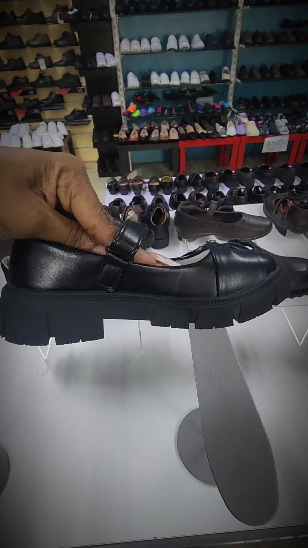 @Sammy's Shoes Store