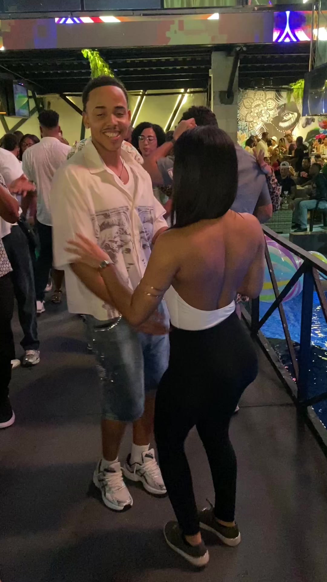 @️A D O N 1 S 🕺☃️