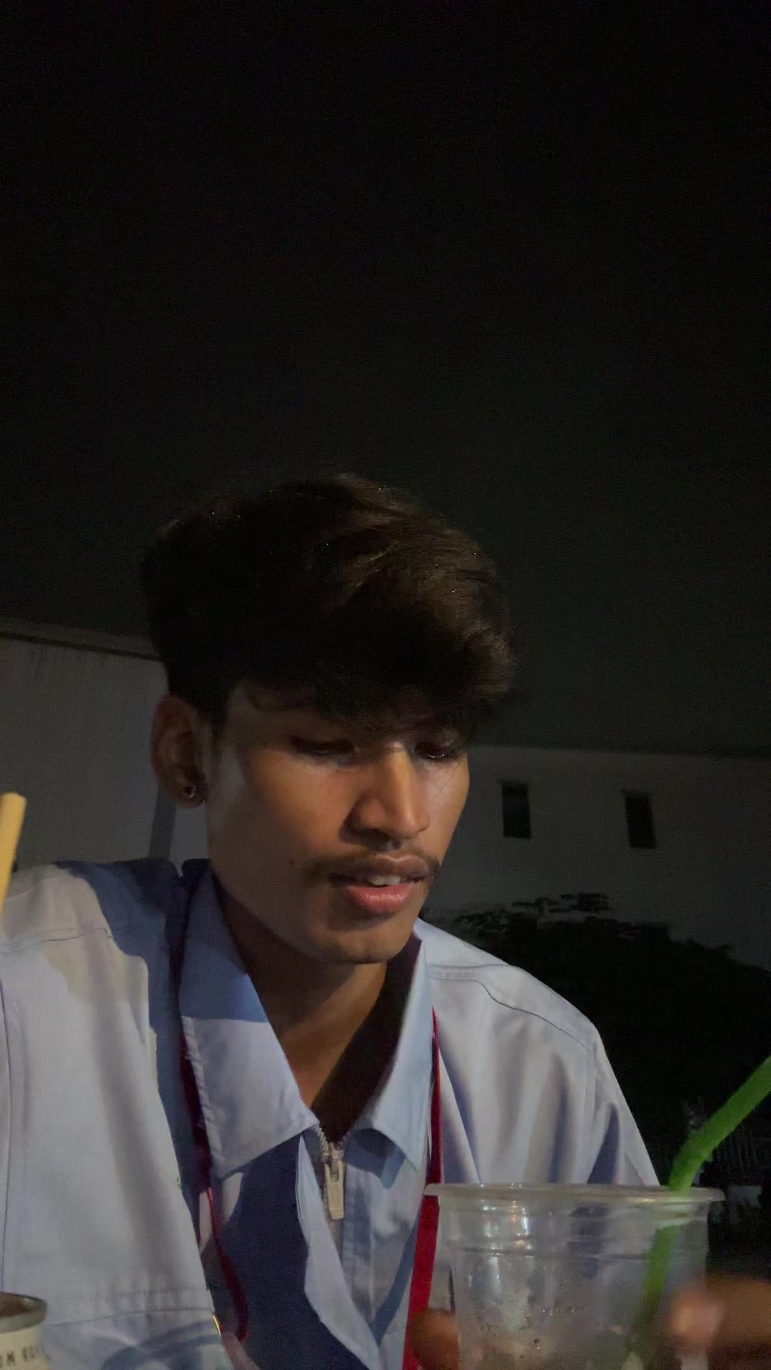 @Mut-못-មុត🤍