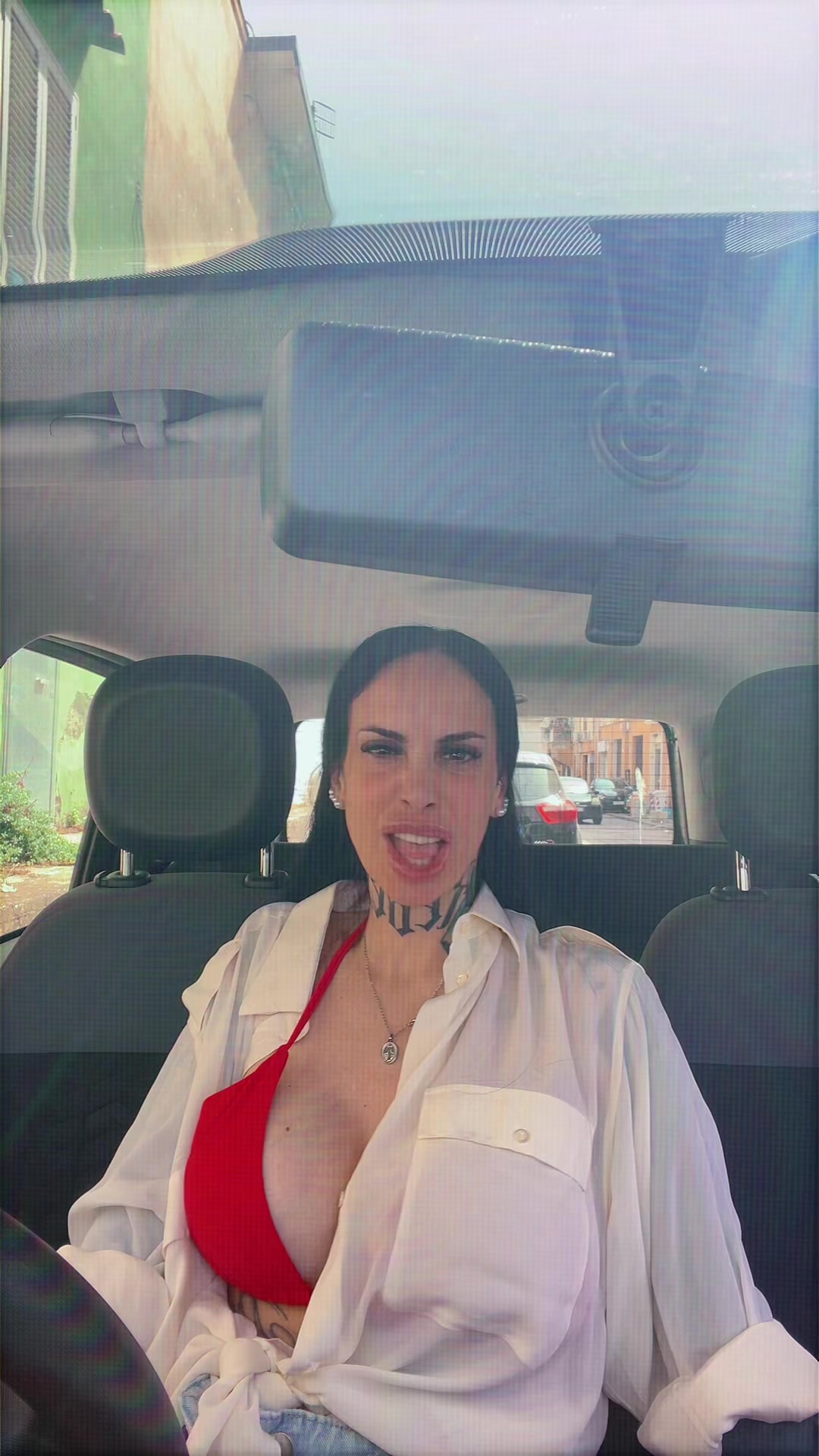 @Carmela Toscano