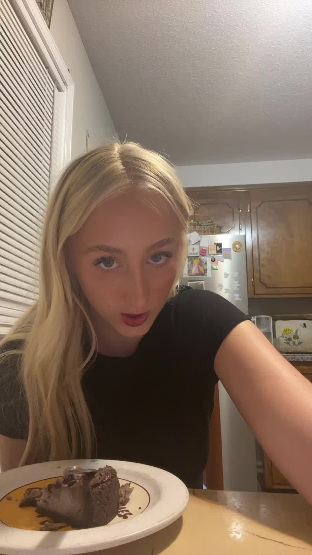 @ibelieveinunicorns111