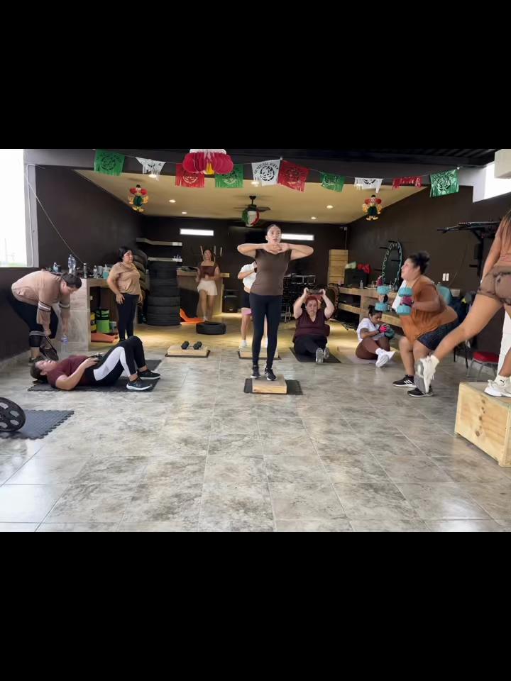 @Nohemi García