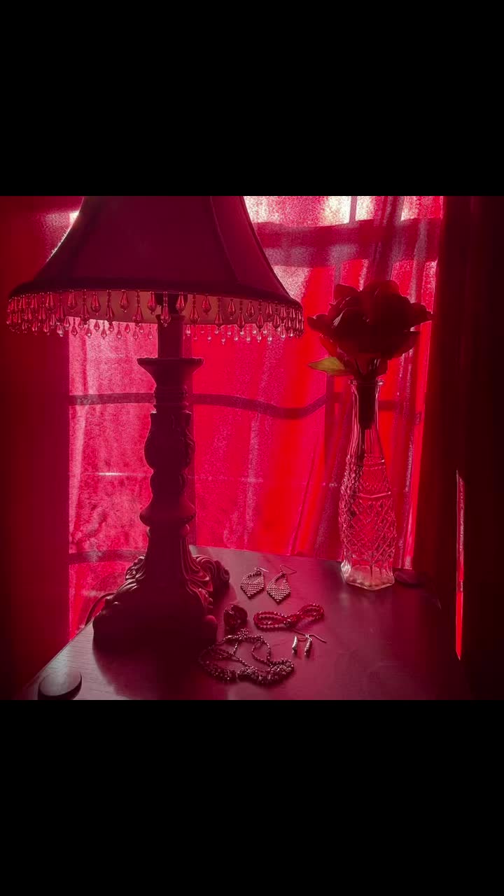@alienpopstarknight