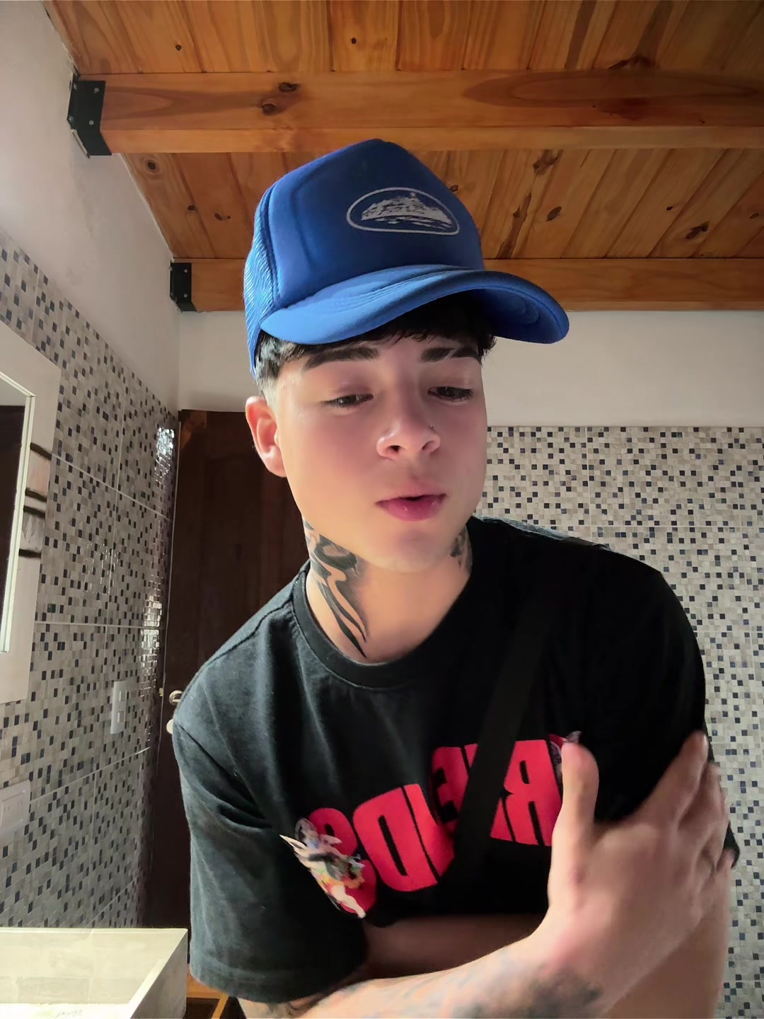 @Tomii